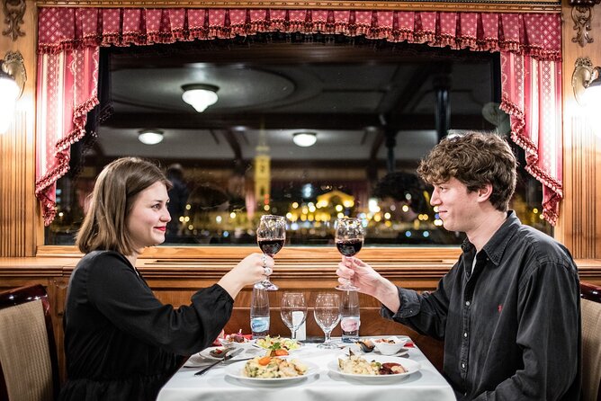 10PM Budapest Danube Cruise with Live Music & Food or Drinks - What the price represents