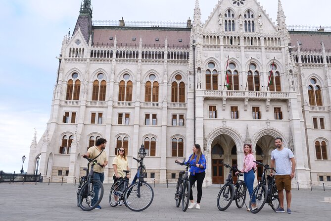 3-Hour Budapest E-Bike Adventure! - A detour toward Margaret Island