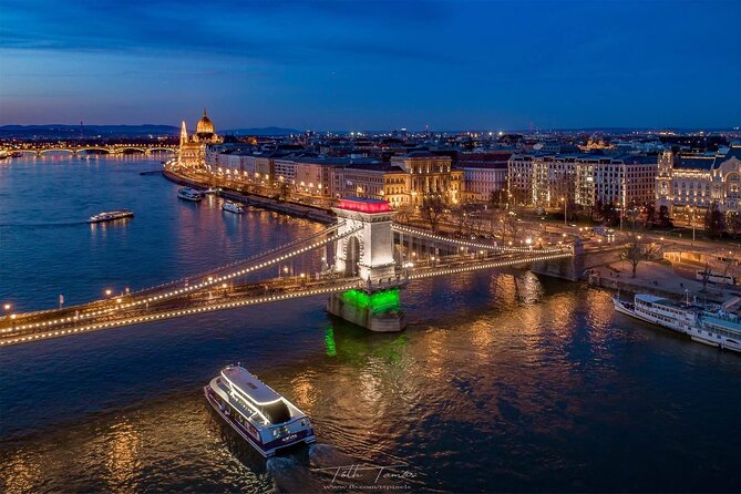 4 Course Dinner Cruise with Operetta, Folk Show and Welcome Drink - Hungarian music, operetta, and folk dancing