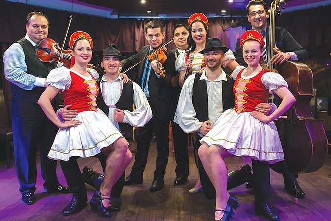 4 Course Dinner Cruise with Operetta, Folk Show and Welcome Drink - Boarding at Jane Haining rakpart at 7 pm