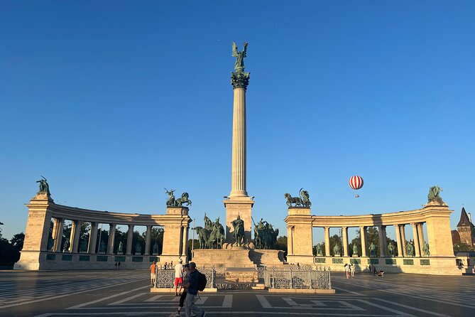 8-hour private Budapest city tour by car / minivan - The Danube memorial and Budapest’s bridges