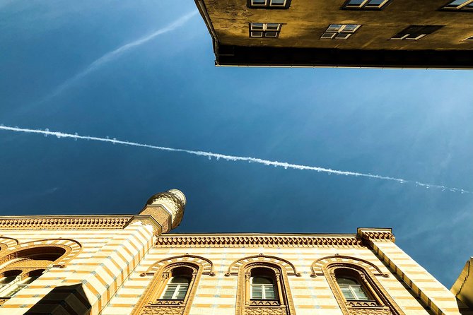 A Journey through Jewish Budapest - Walking Tour - Rumbach Street and three Jewish communities