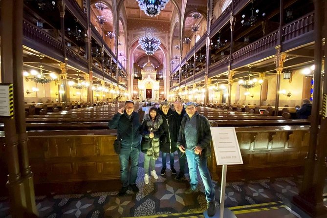 A Journey through Jewish Budapest - Walking Tour - Timing, walking, and what to wear