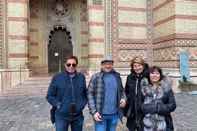 A Journey through Jewish Budapest - Walking Tour - Entering the Dohány Street Synagogue complex