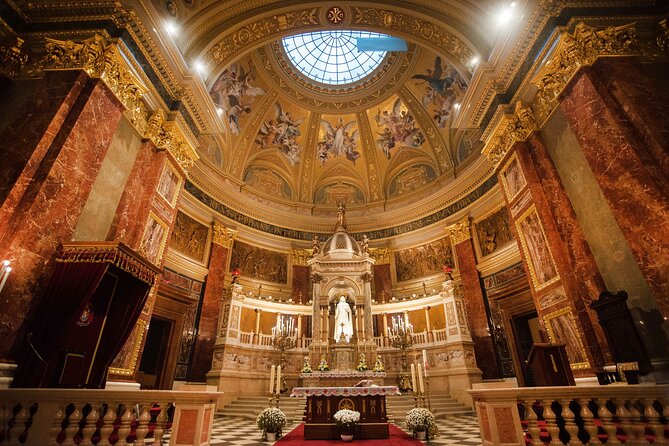 Accessible Budapest Tour - St. Stephen’s Basilica and the first useful test of access