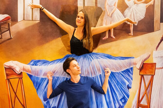 Adult Ticket in 3D Gallery Budapest - Best for families, friends, and playful photo makers