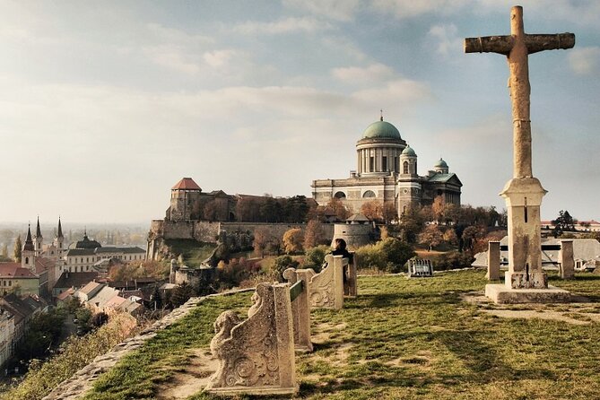 Along the shore of Danube river, private tour - How much value do you get for $430?