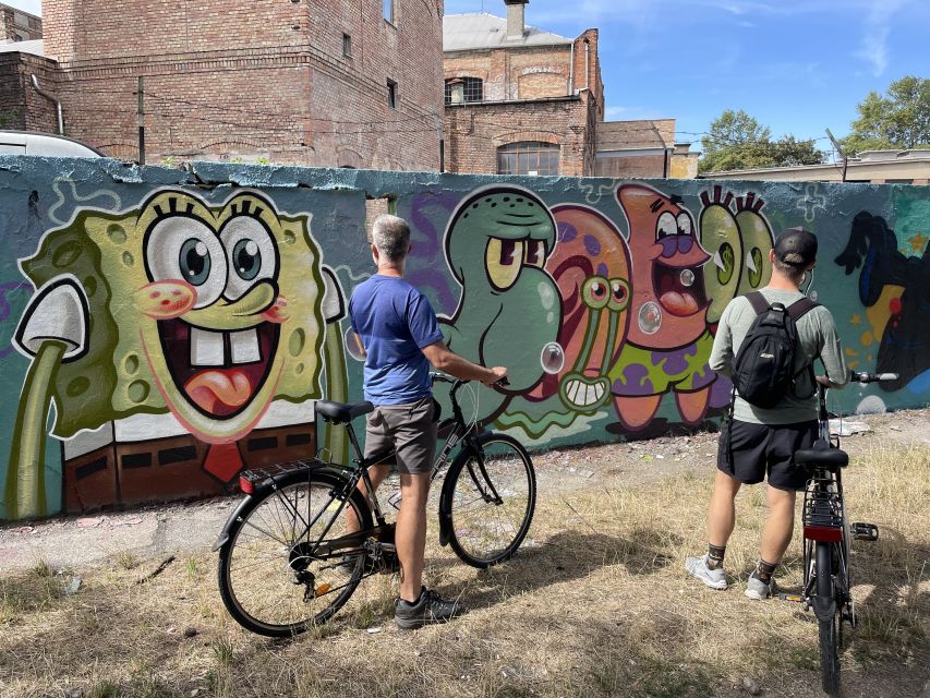 Alternative Bike tour: Graffiti Wall and Peace - How the price compares with the experience