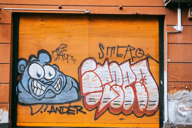Alternative Street Art Free Walking Tour of Budapest - What the 100-minute schedule feels like