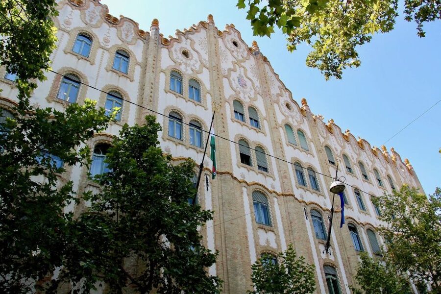 Art Nouveau Tour in Budapest: 3-Hour Private Tour - What the three-hour pace feels like