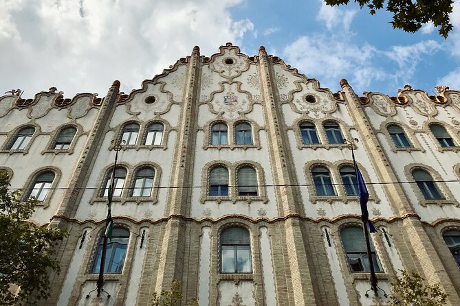 Art Nouveau Treasures of Budapest – Exclusive Private Tour - Hold Street and Ödön Lechner’s Postal Savings Bank
