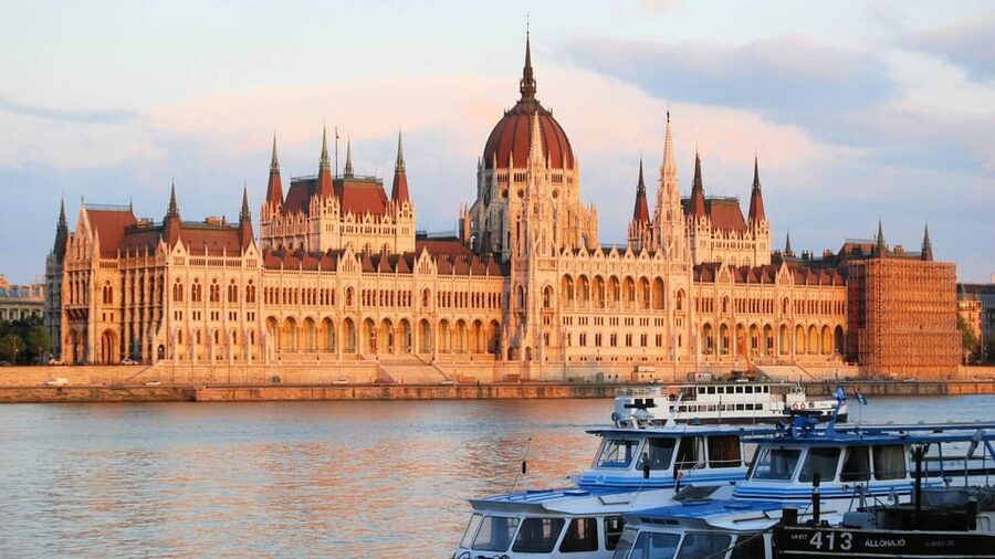 Best of Budapest: Private Walking Tour with a Local - Key points to know before you book