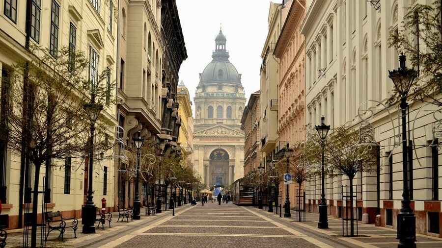 Best of Budapest: Private Walking Tour with a Local - The Jewish Quarter and the Great Synagogue