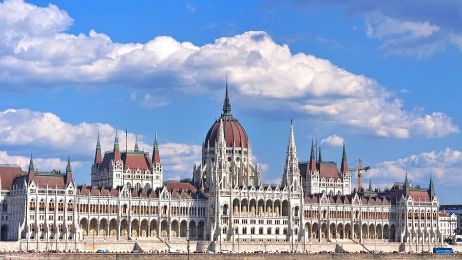 Best of Budapest: Private Walking Tour with a Local - Practical booking advice for Budapest
