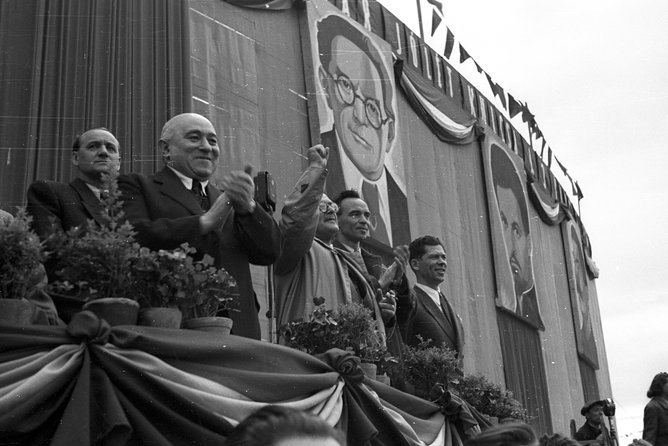 Born Under The Red Star - The History of Communism in Hungary - Private Tour - Liberty Square: where Hungary’s memory gets complicated