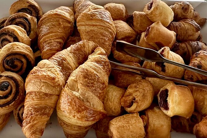 Bottomless Brunch and Cruise with Prosecco in Budapest - Prosecco, coffee, and the drink options