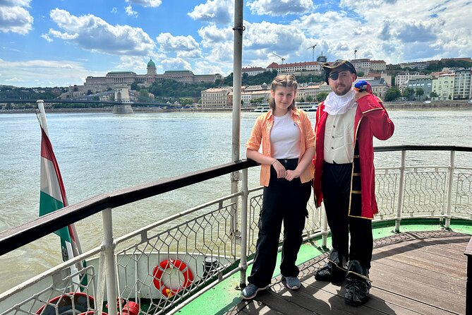 Bottomless Brunch and Cruise with Prosecco in Budapest - Who will enjoy this brunch cruise?