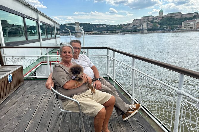 Bottomless Brunch and Cruise with Prosecco in Budapest - Should you book the Gróf Széchényi brunch cruise?