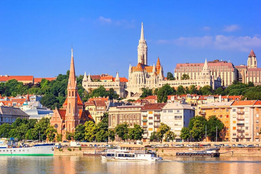 Buda Castle District and Matthias Church Private Tour - The guide makes the difference