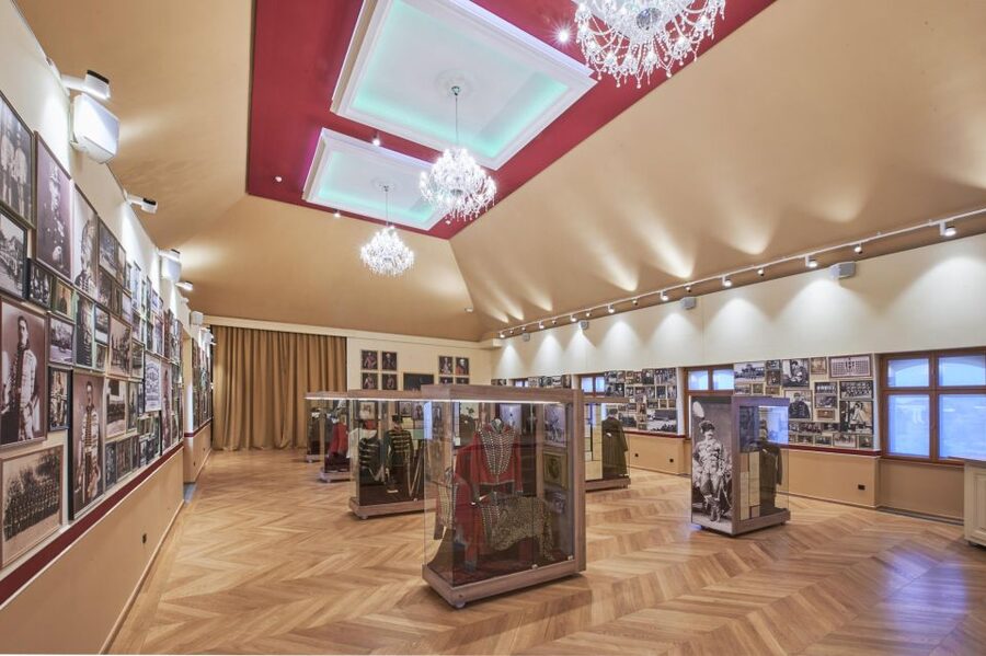 Buda Castle: Hungarian Delicacies & Historical Exhibition - Is the €17 price good value?