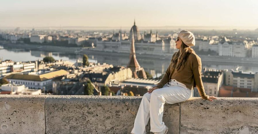 Buda Castle: Private photoshoot with a local guide - Why a private Buda Castle photoshoot works well