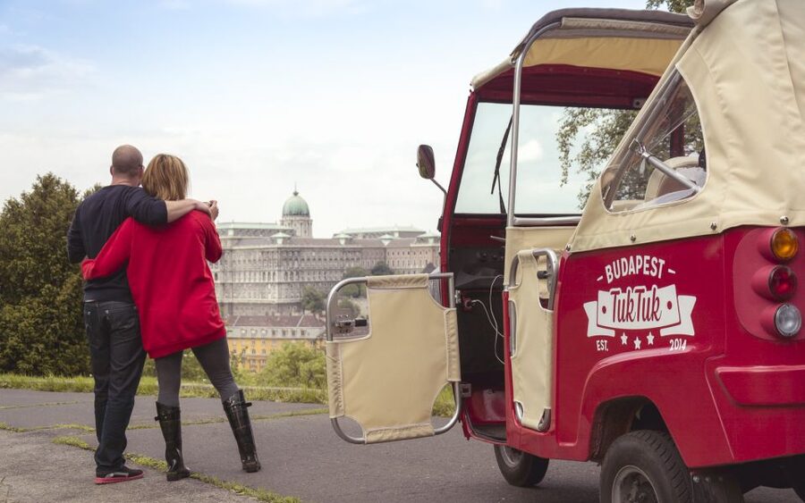 Budapest: 2-Hour Private TukTuk Tour - Key points at a glance