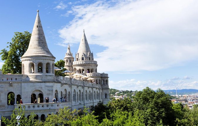 Budapest 4 Hour Tour with a Local: Private & Custom, See the City Unscripted - A private start in central Budapest