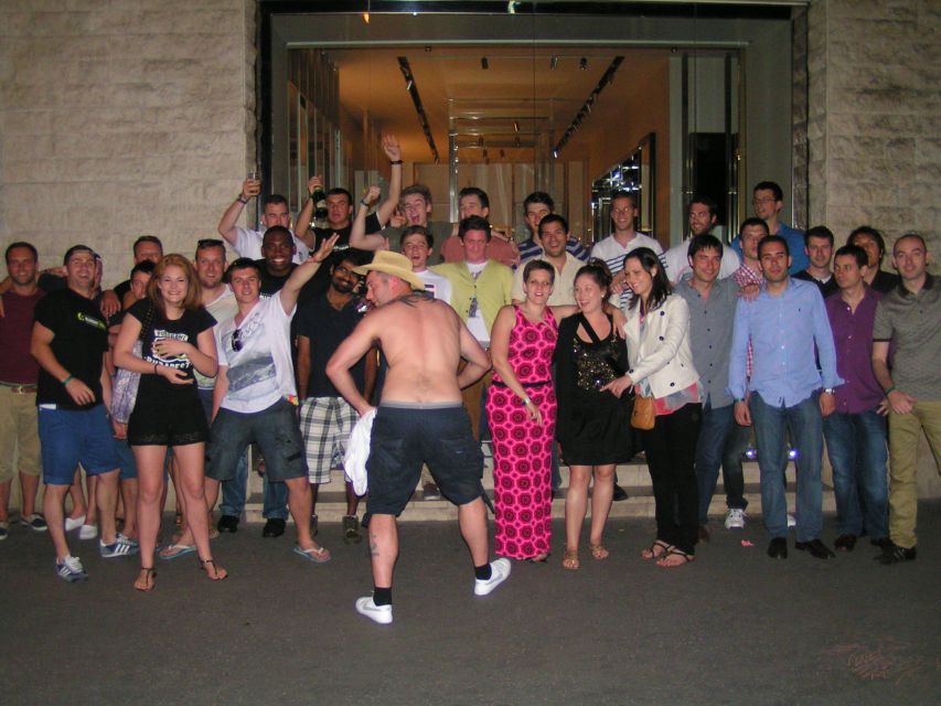 Budapest: 5-Hour Pub Crawl through Ruin Bars - The Guide’s Role in Making the Night Social