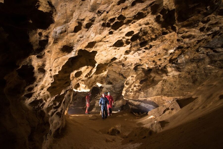 Budapest: Adventure Caving Tour with Guide - Key points to know before you book