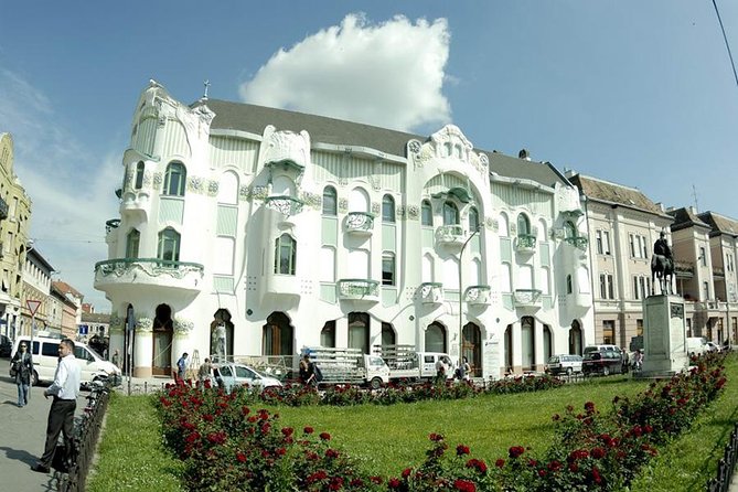 Budapest Art Nouveau Walking Tour - Rózsavölgyi Street and the applied arts