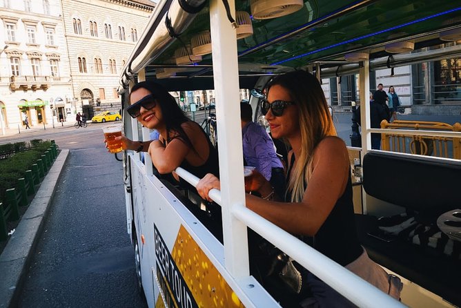 Budapest BeerBus Tour 60 Minutes Private Experience - The Opera House and Andrássy Avenue