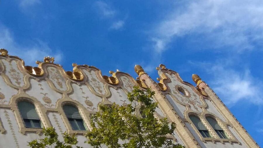 Budapest: Best of Downtown and Jewish Quarter Tour - Szabadság Square and the grand city center