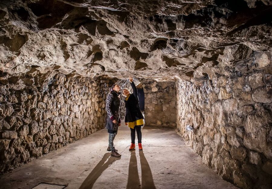 Budapest: Buda Castle Cave Tour - What to bring and what to leave behind