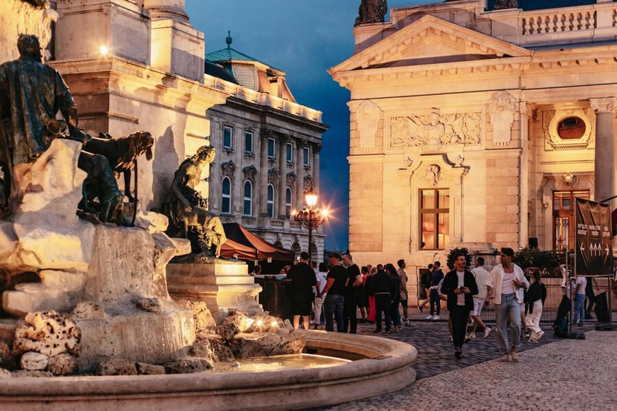 Budapest: Buda Castle District Vampires and Myths Night Tour - Starting at Kilometre Zero beside the Chain Bridge