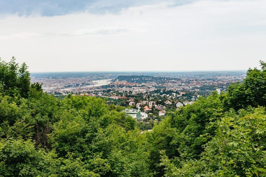 Budapest: Buda Hills Guided Hiking Tour with Optional Lunch - Kis-Hárs Hill brings a second view
