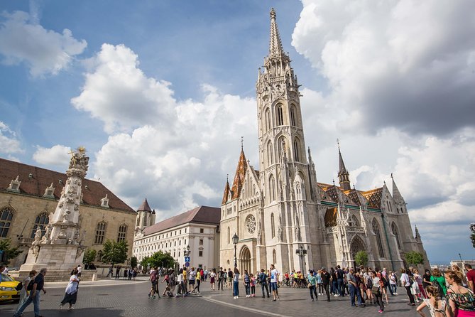 Budapest Castle Walk - Matthias Church and the heart of the old quarter
