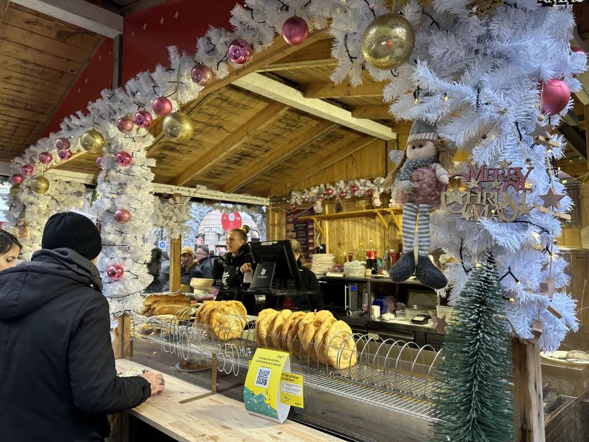 Budapest: Christmas Market Guided Walking Tour with Tastings - Key points to know before booking