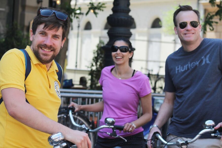 Budapest: City Bike Tour with Coffee Stop - Liberty Bridge and the Grand Market Hall