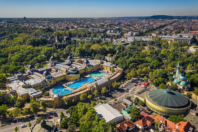 Budapest: City Park Self-Guided Walking Tour - Finding the Anonymus statue