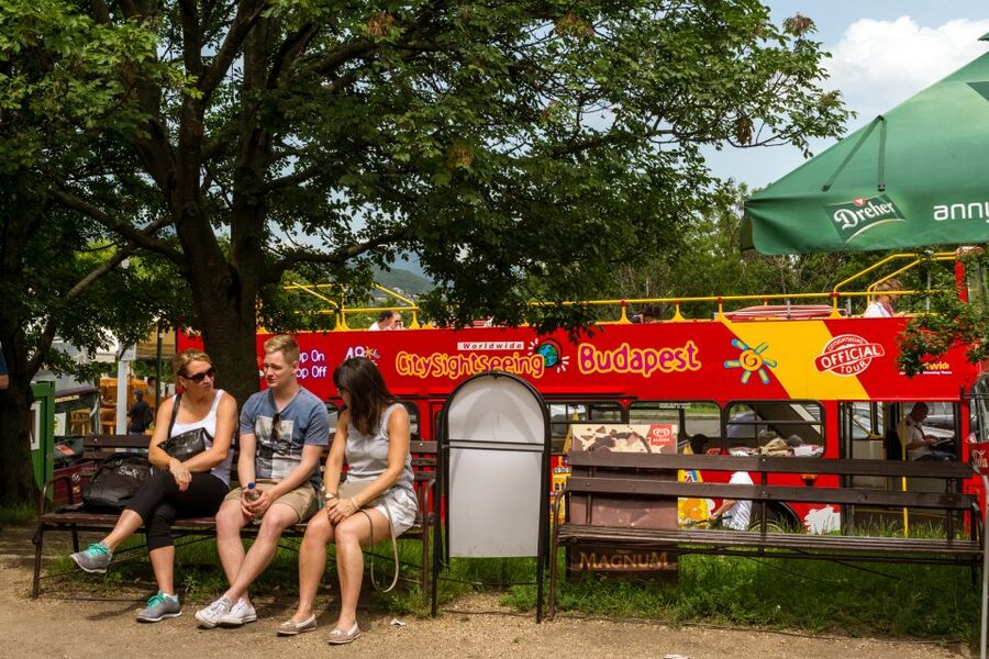 Budapest: City Sightseeing Hop-On Hop-Off Bus Tour & Extras - Stops 13 to 17: the Danube, Gellert Hill, and Castle approaches