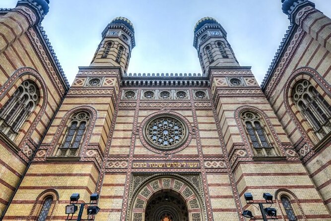 Budapest City Walk in Jewish Quarter - Why this compact Pest neighborhood deserves four hours