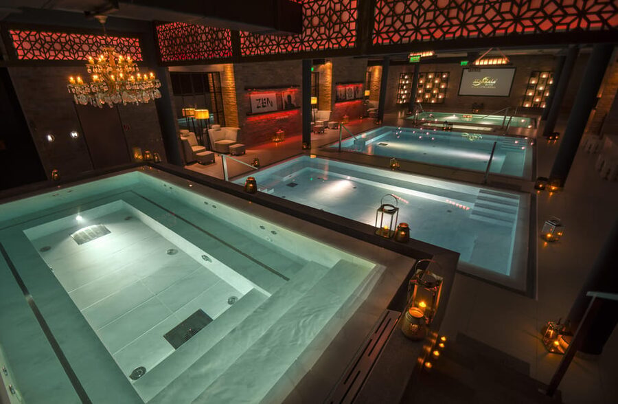 Budapest: Couple Holistic Swedish Massage with Jacuzzi Time - Key points to know