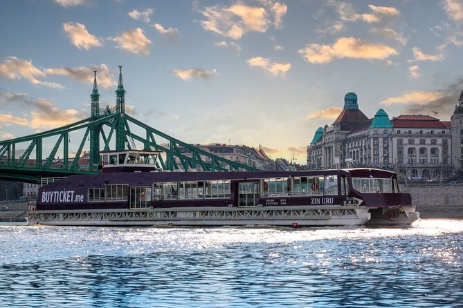 Budapest Danube 1 Hour Sunset or Night Cruise with Audio Guide - Chain Bridge and the Castle District