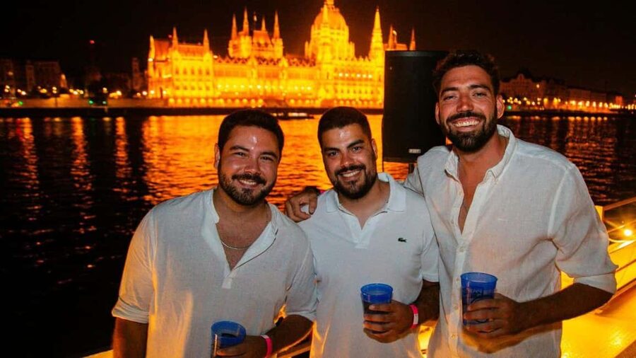 Budapest: Danube Beat Party Cruise with Drink Packages - Timing, clothing, and practical details