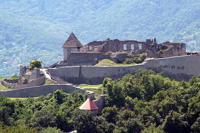 Budapest Danube Bend Private or SmallGroup Tour Lunch and Cruise - Szentendre, the artistic first stop