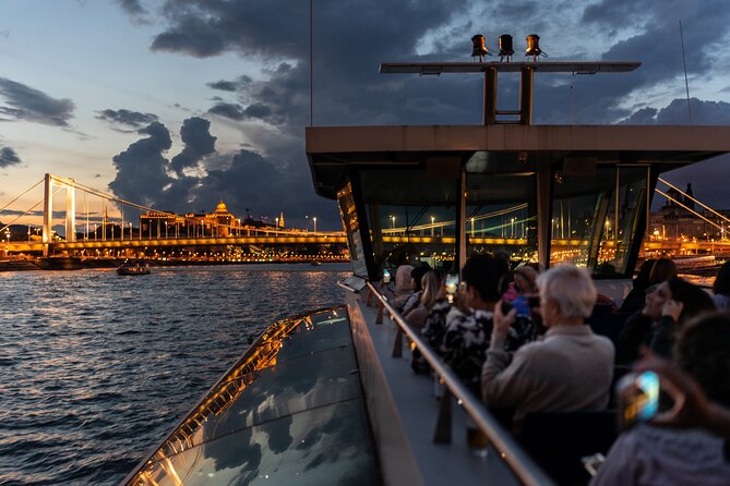 Budapest Danube River Sightseeing Night Cruise with Drink - What this Budapest night cruise is really like