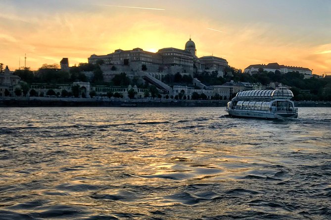 Budapest Danube River Sightseeing Night Cruise with Drink - Timing, price, and who gets good value