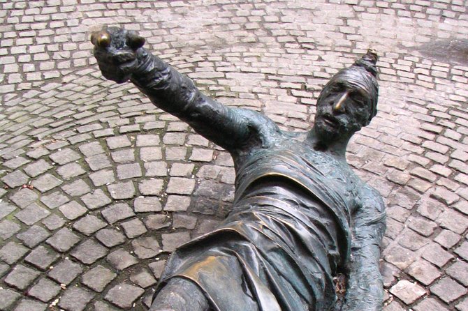 Budapest Dohany, Heroes', Rumbach synagogues & Jewish Ghetto Tour - Király Street and the changing Jewish Quarter
