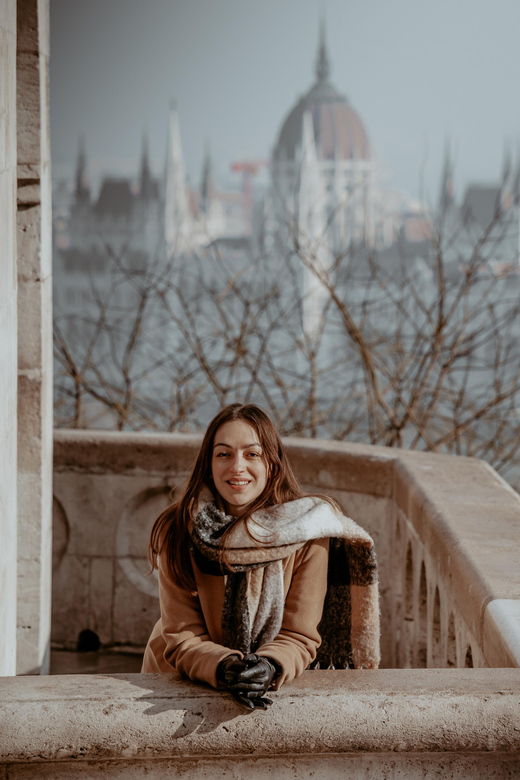 Budapest: Fast Private Photoshoot at Fisherman's Bastion - Choosing between 15 and 20-plus edited photos