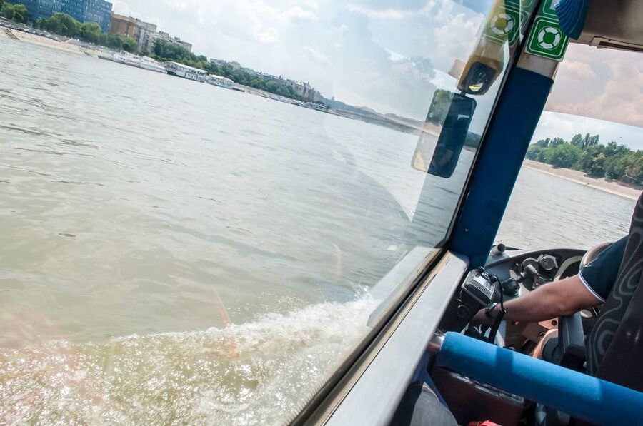 Budapest: Floating Bus Tour by Land and Water - Commentary, comfort, and the small practical details